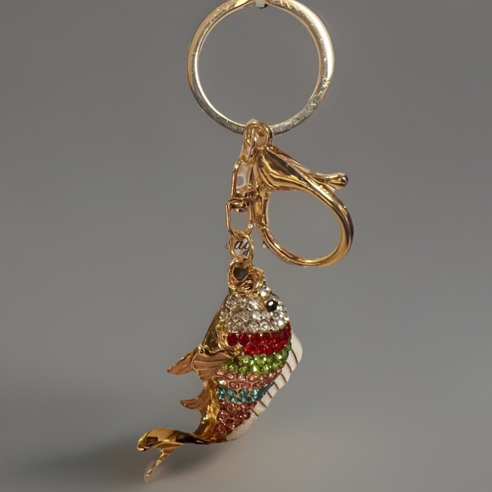 Lulla Collection Fish Charm Keychain - Picture 6 of 6